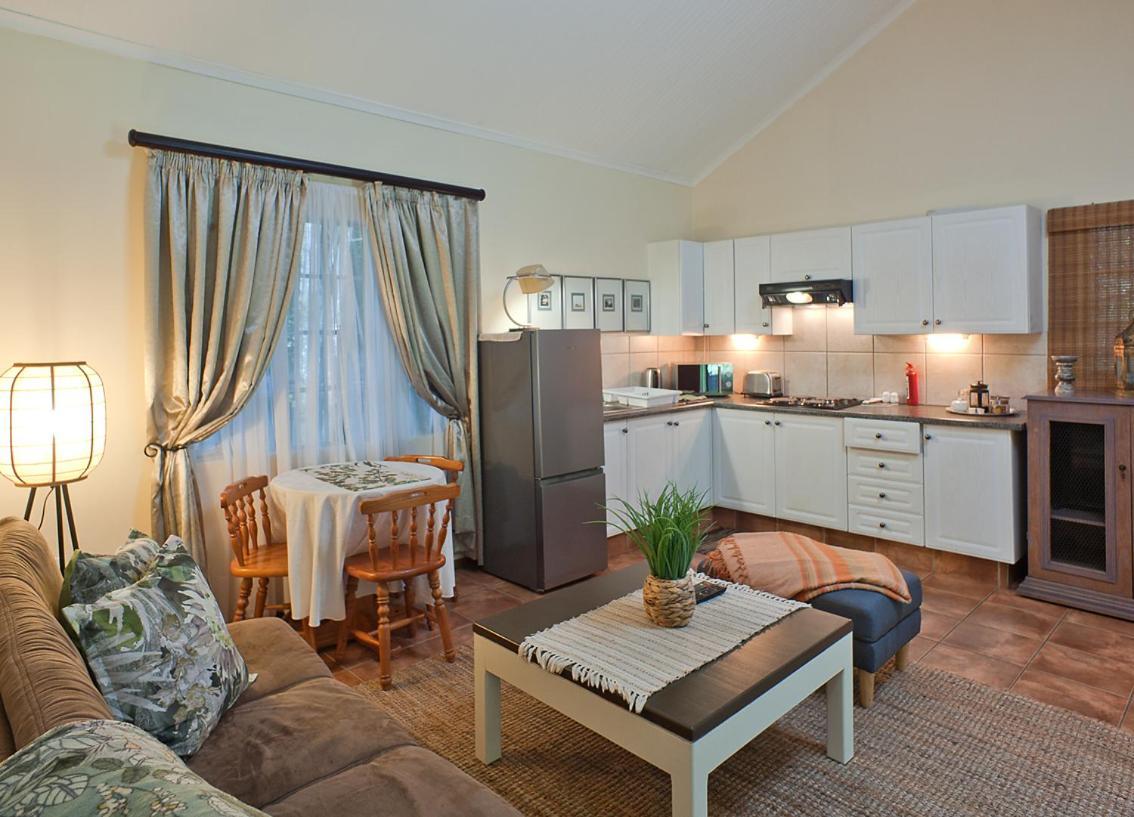 Birches Cottage & The Willows Garden Room أندربرغ المظهر الخارجي الصورة